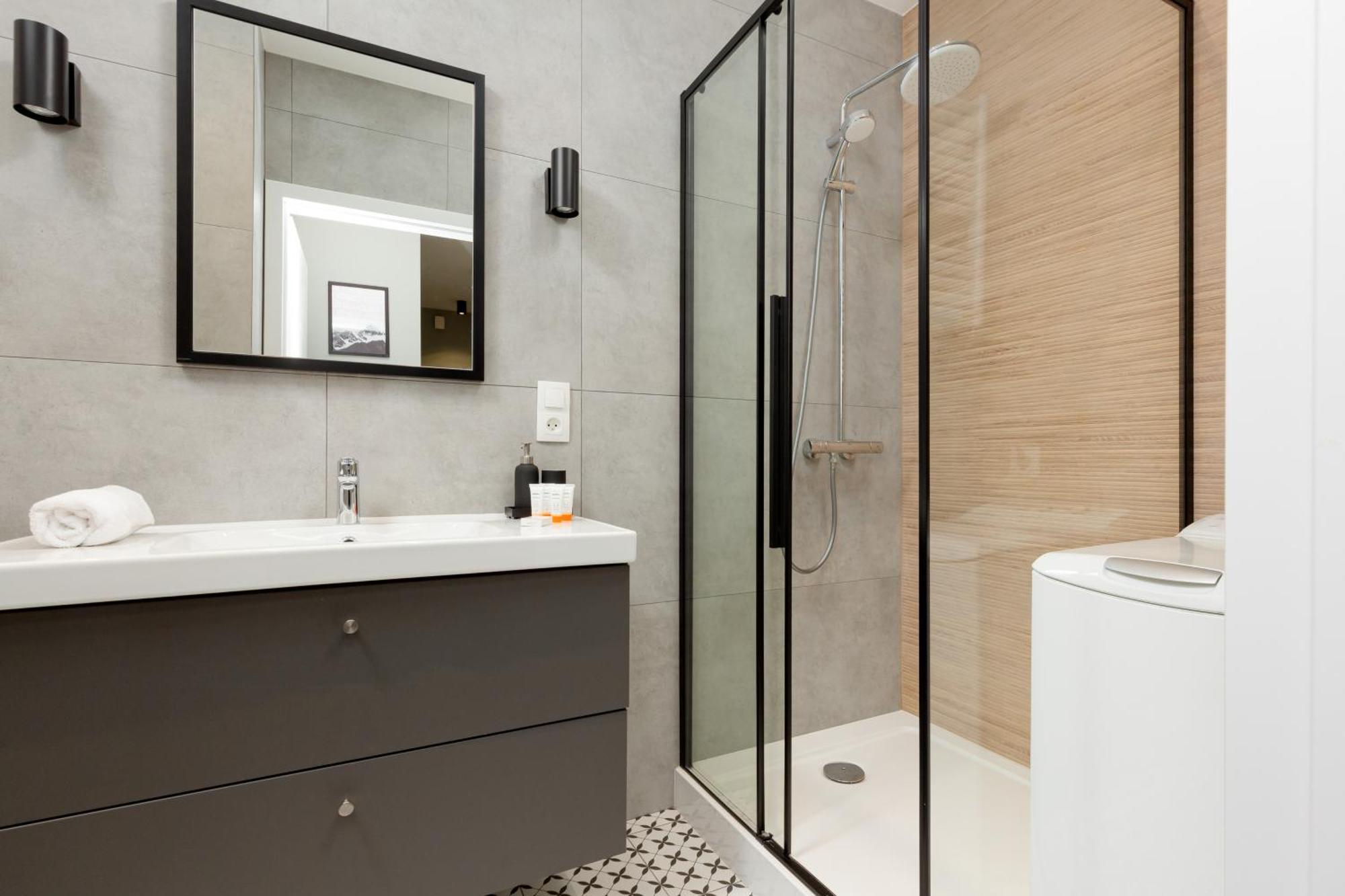 ורשה Central Apartment Emilii Plater By Noclegi Renters מראה חיצוני תמונה