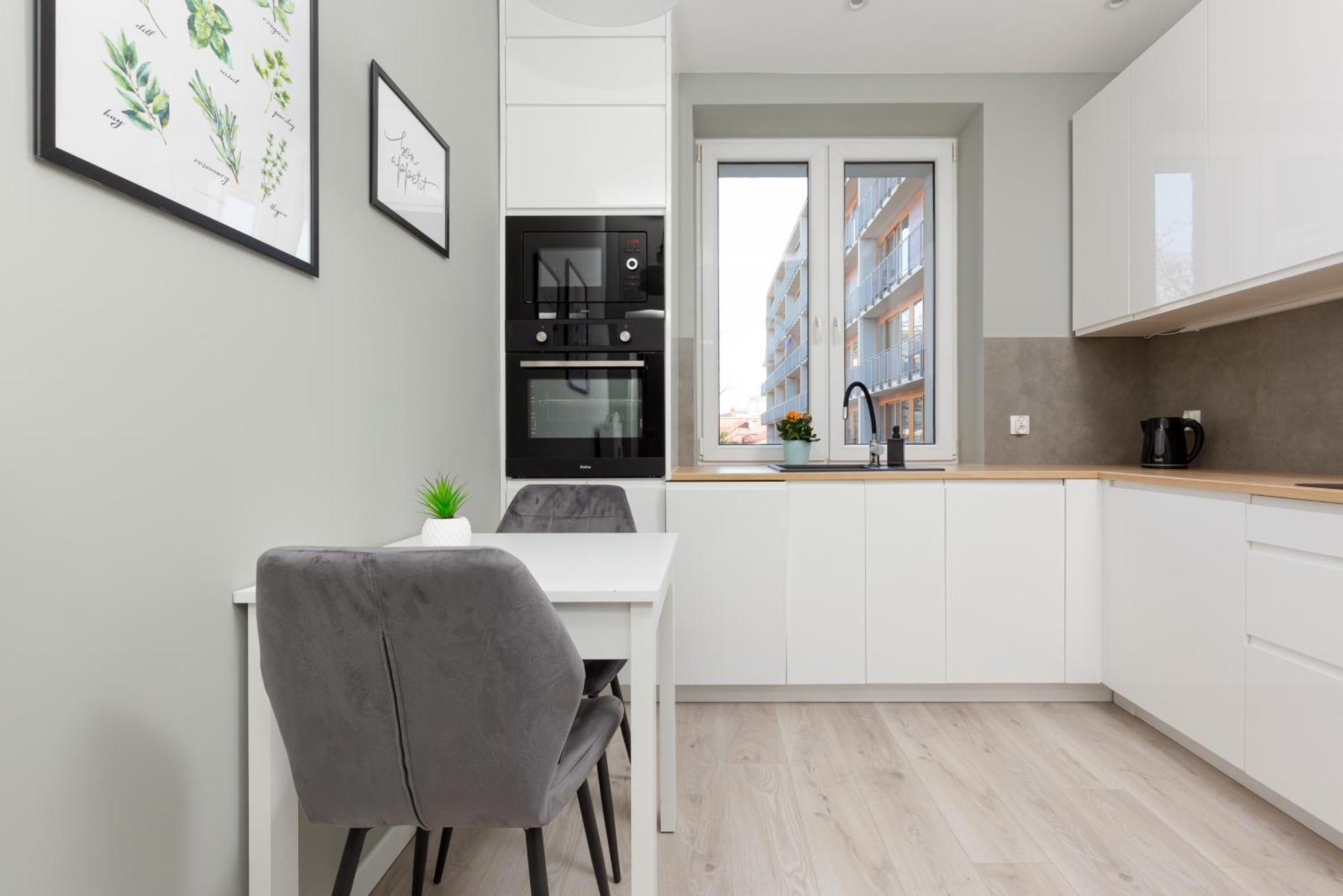 ורשה Central Apartment Emilii Plater By Noclegi Renters מראה חיצוני תמונה